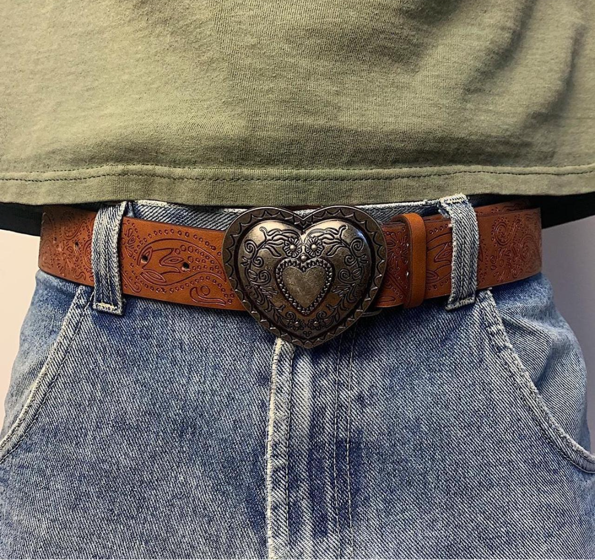 Vintage Heart Buckle Belt